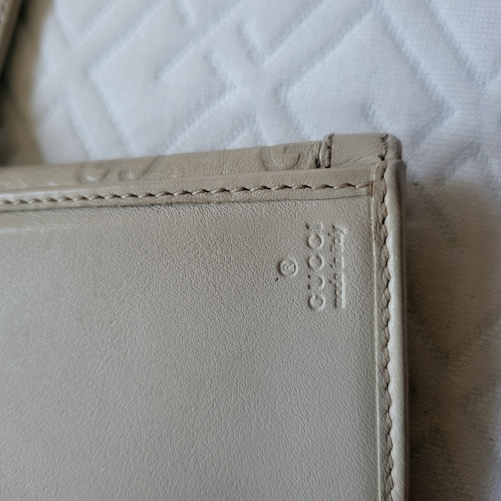 Gucci Beige GG Logo Stud Long Wallet - Picture 6 of 10